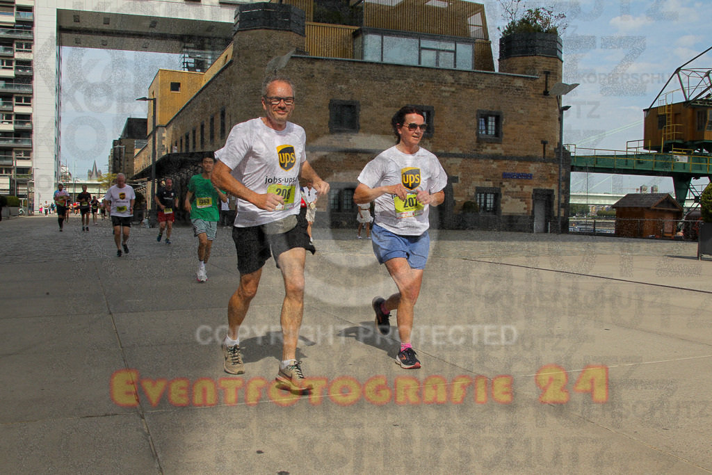 250920_1326_EV4_5575 | Sportfotografie im Rhein-Sieg Kreis, Köln, Bonn, NRW, Rheinland Pfalz, Hessen, etc. Unser Tätigkeitsfeld umfasst den Laufsport vom Volkslauf über den Marathon, Duathlon, Triathon bis zum Ultralauf wie Kölnpfad Ultra oder Schindertrail.