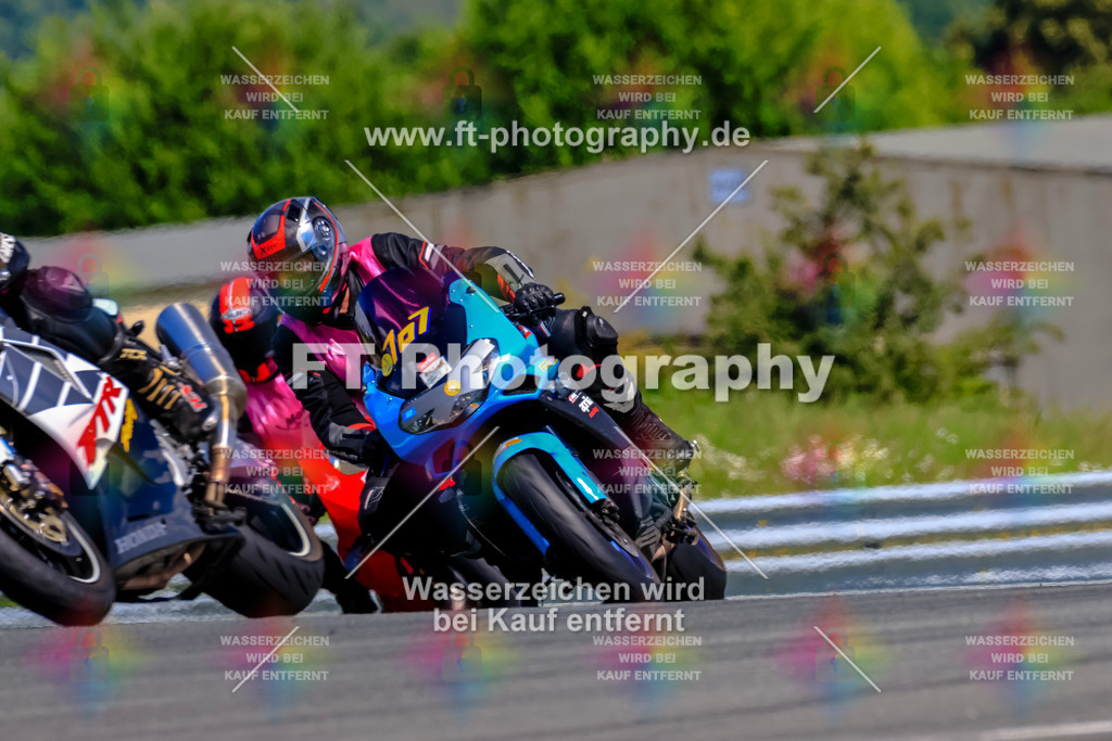 _TCM5268 | Hier findet Ihr Bilder von Touristenfahrten auf der Nürburgring Nordschleife oder von anderen Veranstaltungen die ich besucht habe. Viel Spass beim Durch Schauen 