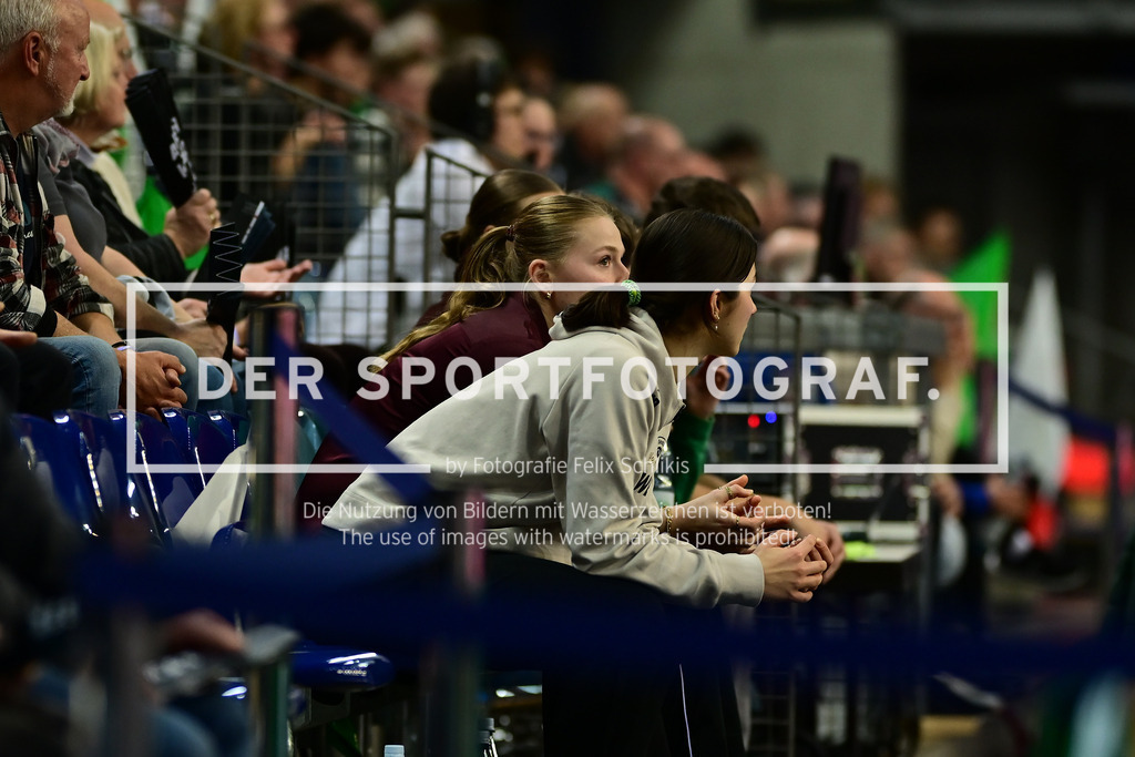 Handball I Frauen I Saison 2025-2026 I 1. HBF I 9. Spieltag I VfL Oldenburg - HSG Blomberg-Lippe I 75552 | Der Sportfotograf. - Realisiert mit Pictrs.com