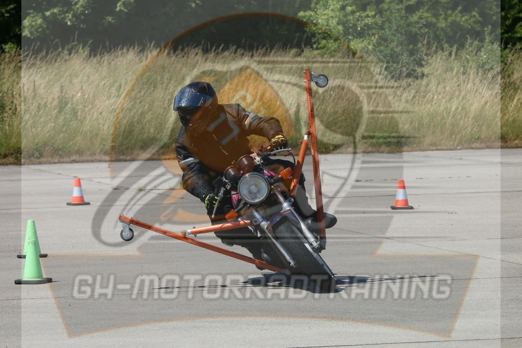 IMG_3005 | gh-motorradtraining-foto.de - Realisiert mit Pictrs.com