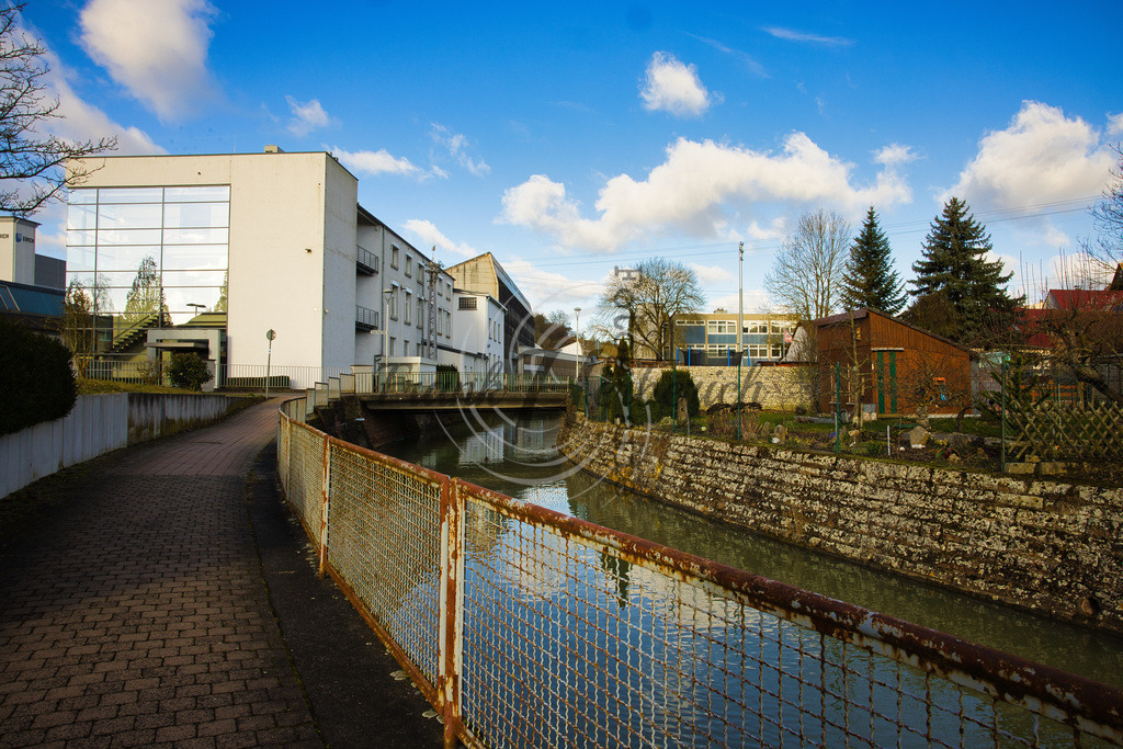 Firma Eirich Hardheim an der Erfa | Eirich, Erfa - Realisiert mit Pictrs.com