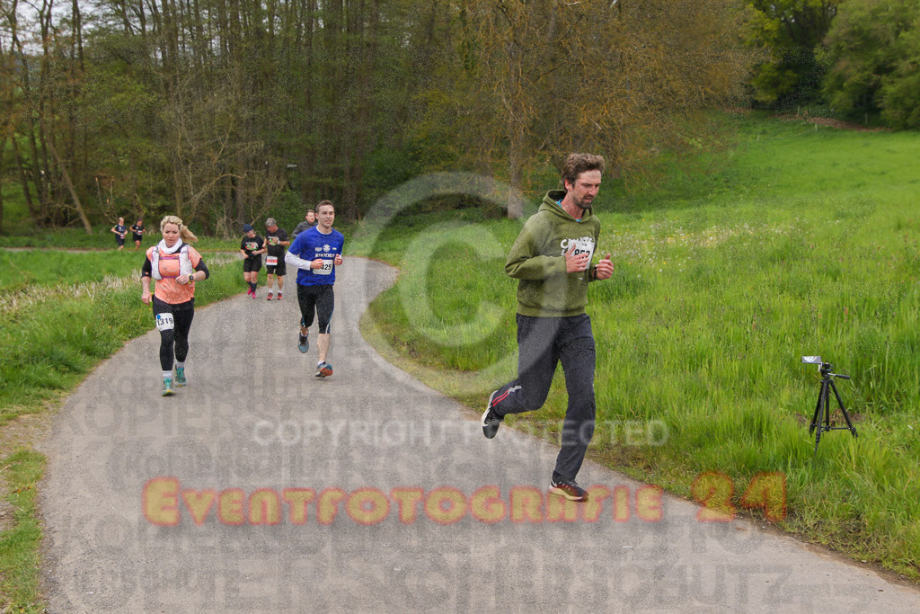 220501_1019_EV8_0489 | Sportfotografie im Rhein-Sieg Kreis, Köln, Bonn, NRW, Rheinland Pfalz, Hessen, etc. Unser Tätigkeitsfeld umfasst den Laufsport vom Volkslauf über den Marathon, Duathlon, Triathon bis zum Ultralauf wie Kölnpfad Ultra oder Schindertrail.