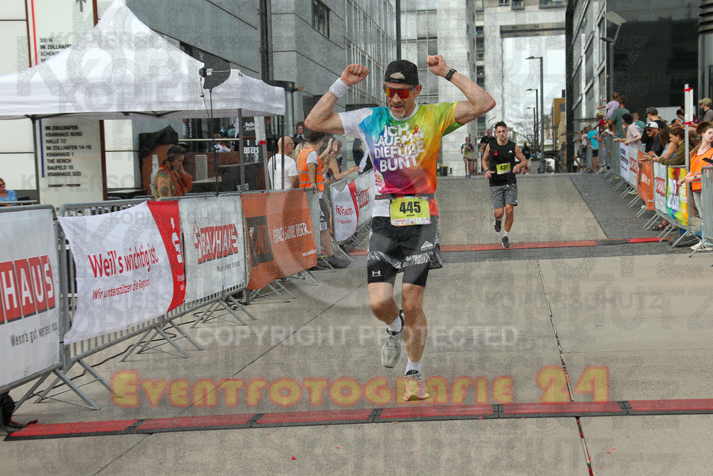 250920_1520_EX1_8919 | Sportfotografie im Rhein-Sieg Kreis, Köln, Bonn, NRW, Rheinland Pfalz, Hessen, etc. Unser Tätigkeitsfeld umfasst den Laufsport vom Volkslauf über den Marathon, Duathlon, Triathon bis zum Ultralauf wie Kölnpfad Ultra oder Schindertrail.