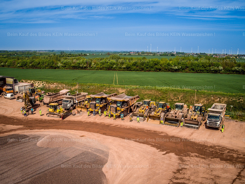 Mammendorf Mannschaft-0006 | Fotos und Luftbilder vom Steinbruch Mammendorf in Sachsen-Anhalt sowie Drohnenaufnahmen - Realisiert mit Pictrs.com