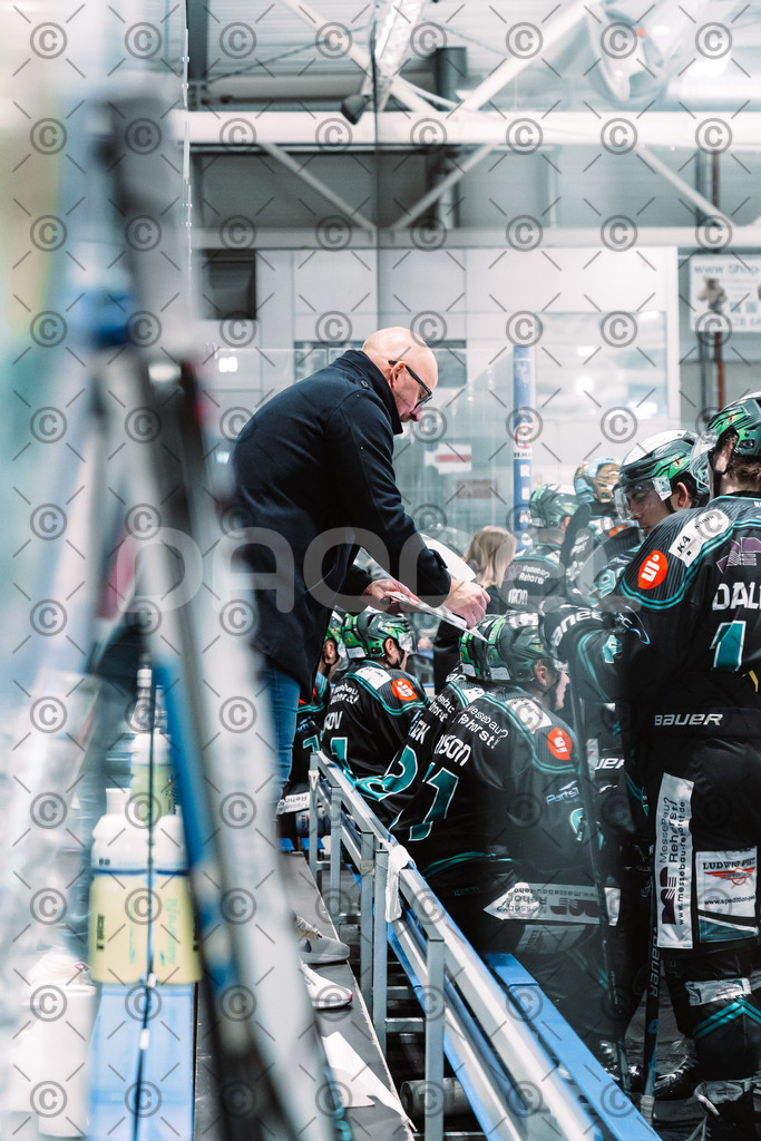 Alligators_vs_Fuessen_26.10.2025-065 | Höchstadt Alligators Fotogalerie: Eishockey-Action aus Franken. Professionelle Spielfotos, Portraits & Stadionbilder zum Download. Jetzt entdecken! - Realisiert mit Pictrs.com