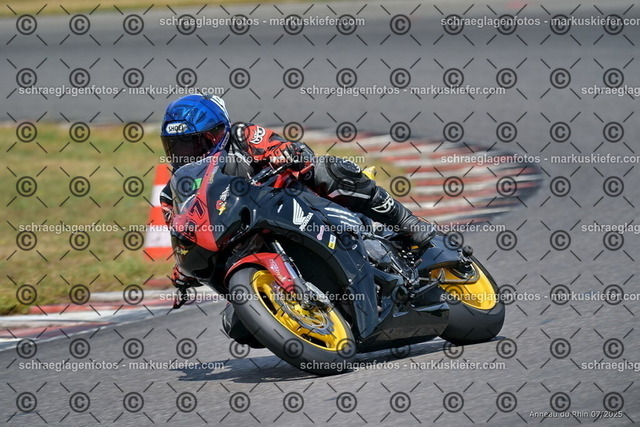 25bt04-1286 | markuskiefer.com - Realisiert mit Pictrs.com