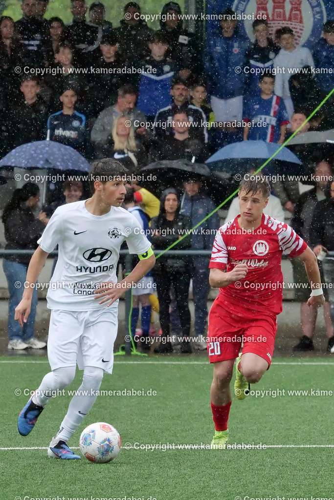 Fußball : C-Junioren : Aufstieg Regionalliga West : SUS 09 Dinslaken - Vfb 03 Hilden am 04.06.2026 in Dinslaken | Fußball : C-Junioren : Aufstieg Regionalliga West : SUS 09 Dinslaken (rotr Trikots)- Vfb 03 Hilden (weiße Trikots) am 04.06.2026 in Dinslaken - Realisiert mit Pictrs.com