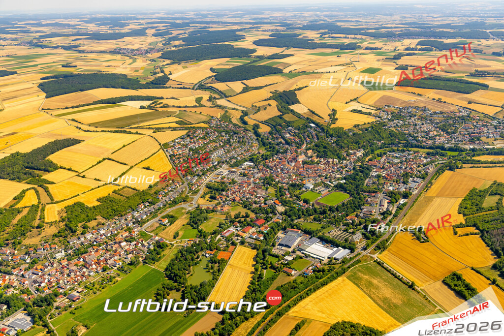 Das Luftbild zeigt :  Arnstein - Die Luftaufnahme wurde 2023 vom UL-Flugzeug aus erstellt ( keine Drohne ) - Hochauflösende Luftaufnahme - Für grossformatige Ausdrucke geeignet. Die Geschenkidee !Mit Lizenz und Bildrechte bestellbar