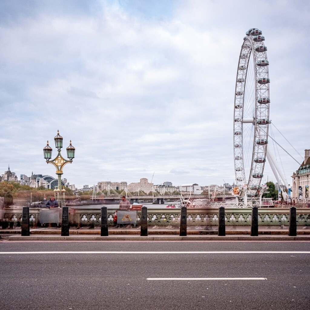 London-Huditsch-Fotografie_002 | Exklusiver Webshop für hochwertige Landschaftsfotos aus Kärnten, Österreich und der ganzen Welt.
Landschaftsfotos auf Leinwand, Acrylglas, Aludibond
Wandbilder online kaufen, fürs Zuhause oder als Geschenk zum Geburtstag, Weihnachten und mehr - Realisiert mit Pictrs.com