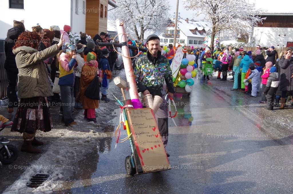 IMGP2372 | fotografiert von Axel PollmannLeonhardi Wallfahrt Benediktbeuern und Murnau, Fronleichnam, Fasching, Landschaft im Loisachtal und Benediktbeuern  - Realisiert mit Pictrs.com
