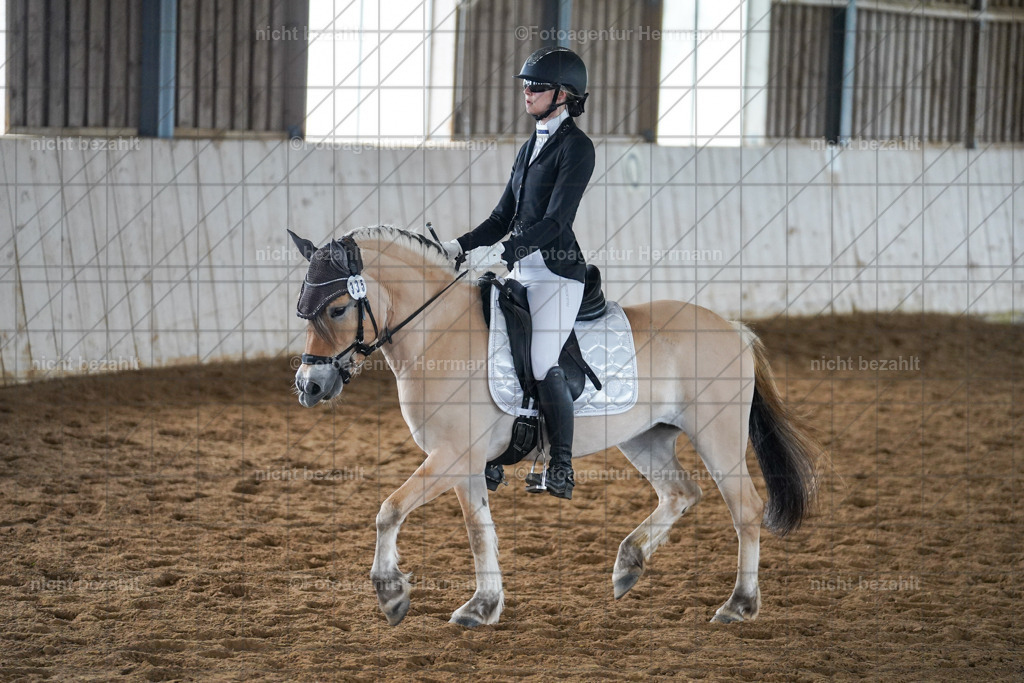 20230520-FAH05218 | Frühjahrsturnier, Landsberg am Lech, 2023, Reitclub Landsberg, Turnierbilder, Fotos Turnier Landsberg, Fotoagentur Herrmann, Turnierfotografen Bayern, Reitsport Fotograf, Pferde Fotograf