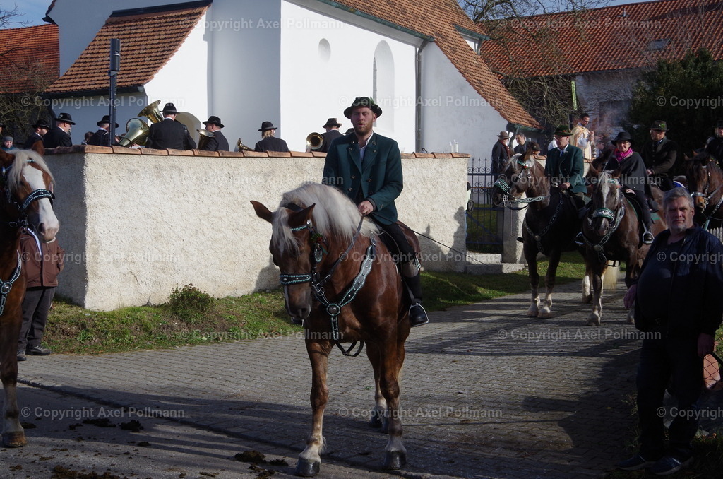 IMGP1505 | fotografiert von Axel PollmannLeonhardi Wallfahrt Benediktbeuern und Murnau, Fronleichnam, Fasching, Landschaft im Loisachtal und Benediktbeuern  - Realisiert mit Pictrs.com