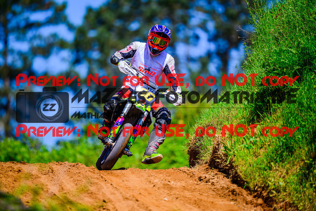 MaZZes_FotoMatrix_240512_6007705_8646 | S2