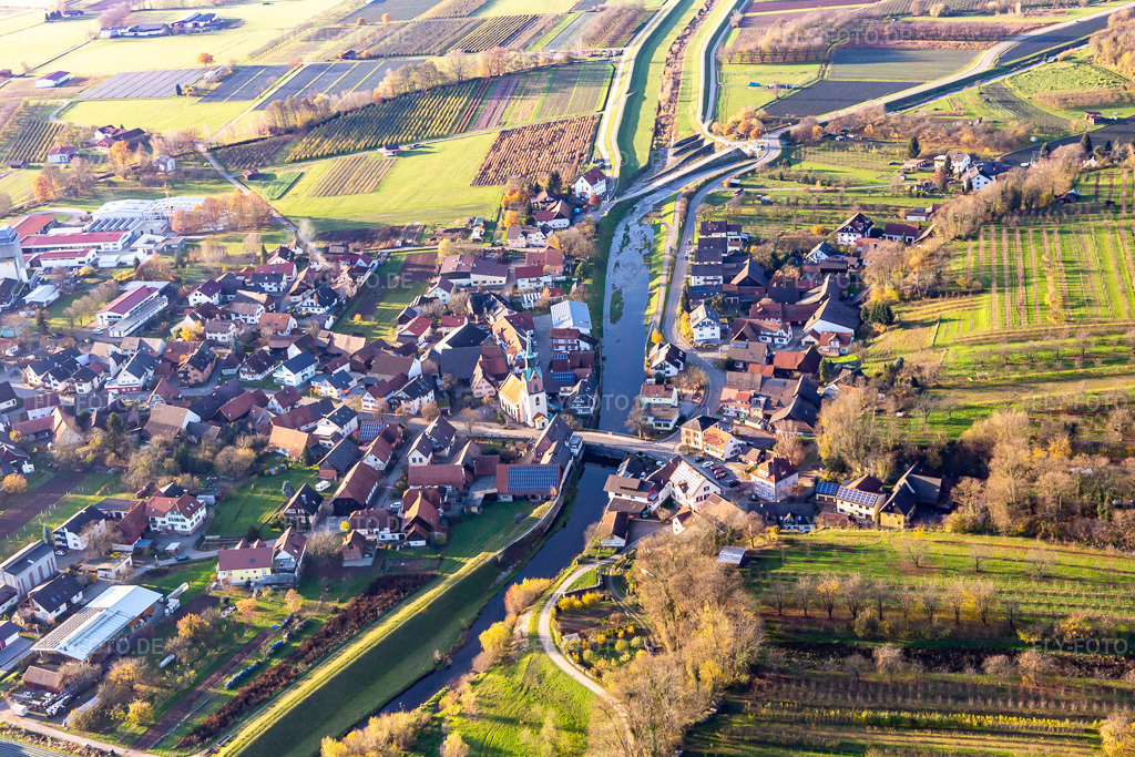 Luftbild: Renchbrücke im Ortsteil Erlach in Renchen im Bundesland Baden-Württemberg in Deutschland. Foto: IMG_119921.jpg vom 30.11.2019 durch Werner Riehm/FLY-FOTO.de