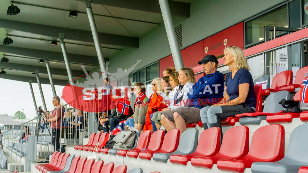 Norwegen U19  Bulgarien U19 | Fans ; Norwegen U19  Bulgarien U19 am 13.05.2022 in Wels
(Huber Arena), AUSTRIA, (Photo by Ernst Krawagner sport-fan.at) - Realisiert mit Pictrs.com