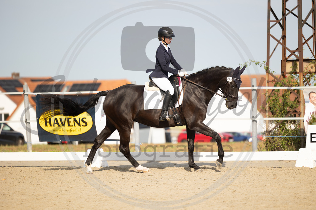 994A1293 | sabrinanicolaifotografie - Realisiert mit Pictrs.com