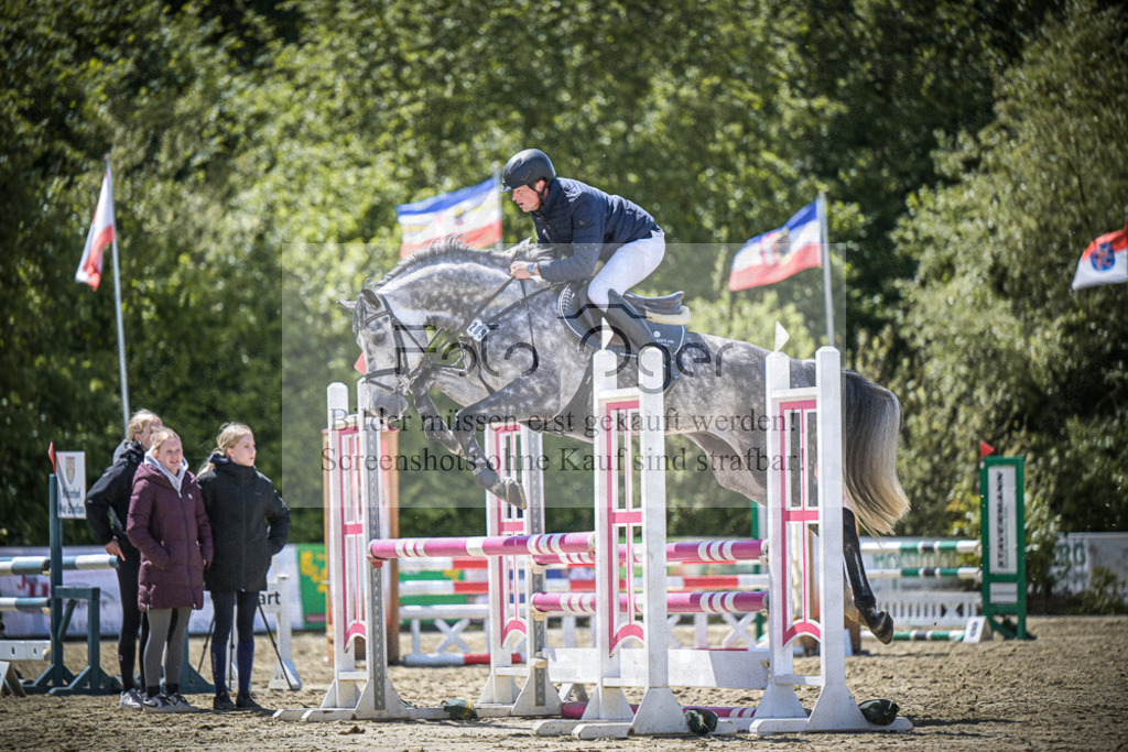 DOS_5564 | Entdecke hochwertige Reitturnierfotos von Foto Oger. Professionell, emotional und authentisch – jetzt Lieblingsmomente im Shop bestellen.Deutschlandweite Turnierfotografie. - Realisiert mit Pictrs.com