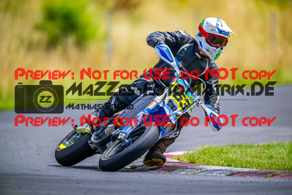 MaZZes_FotoMatrix_240713_6007705_8255 | S1