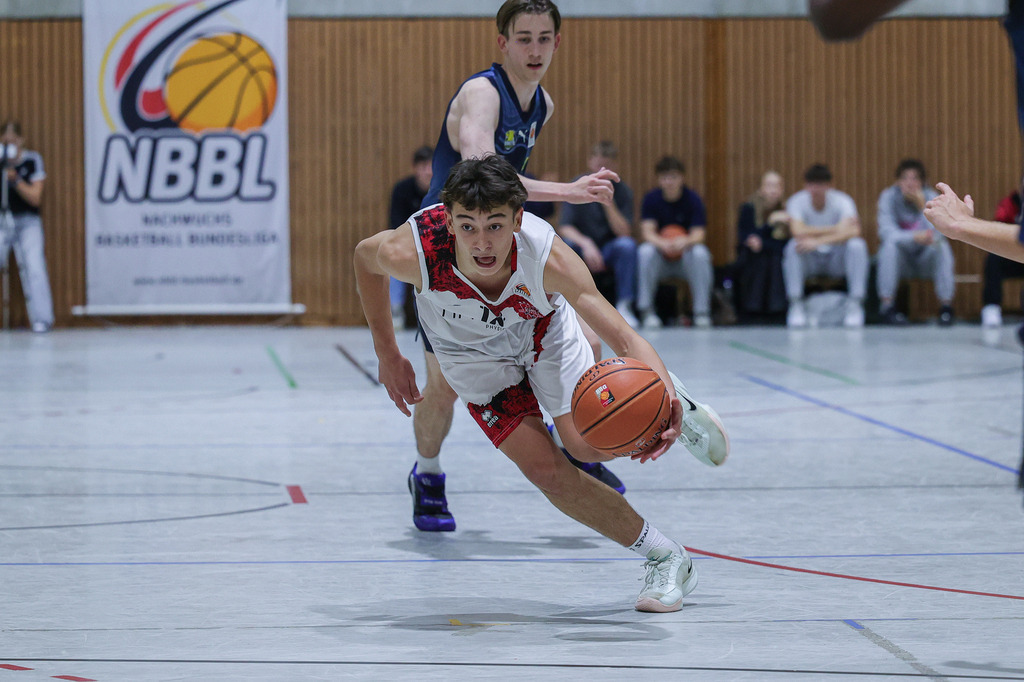 NBBL BAYER GIANTS vs EWE Baskets Juniors Oldenburg-67 | Fotos von Basketballspielen aus dem Raum NRW fotografiert von Gero Mueller-Laschet und Daniel Schaefer - Realisiert mit Pictrs.com