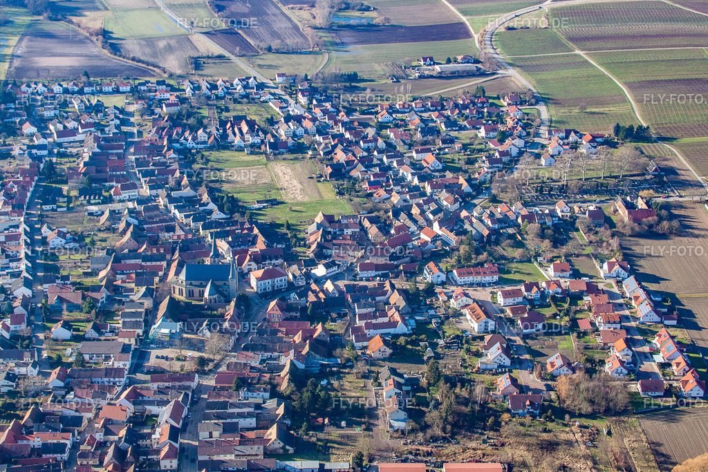 Ortsansicht von Osten | Luftbild: Ortsansicht von Osten im Ortsteil Geinsheim in Neustadt im Bundesland Rheinland-Pfalz in Deutschland. Foto: IMG_36935.jpg vom 16.01.2011 durch Werner Riehm/FLY-FOTO.de - Realisiert mit Pictrs.com