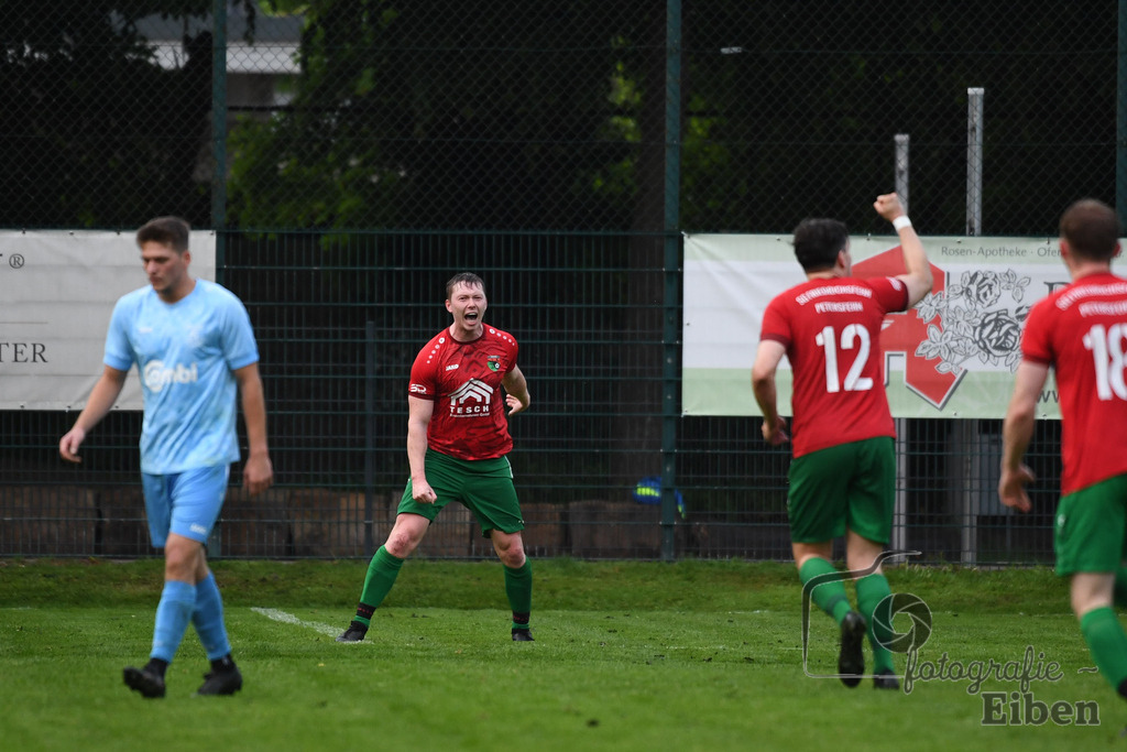BV Bockhorn-SG FriPe | Relegation zur Kreisliga; BV Bockhorn (blau)-SG FriPe (rot) am 05.06.2025 in Oldenburg/Ofenerdiek (Lagerstraße), Photo: Philip Eiben 2025 - Realisiert mit Pictrs.com