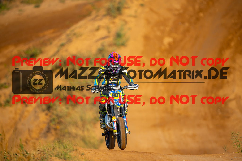 MaZZes-Fotomatrix-20260815-598806 | ROOKIES