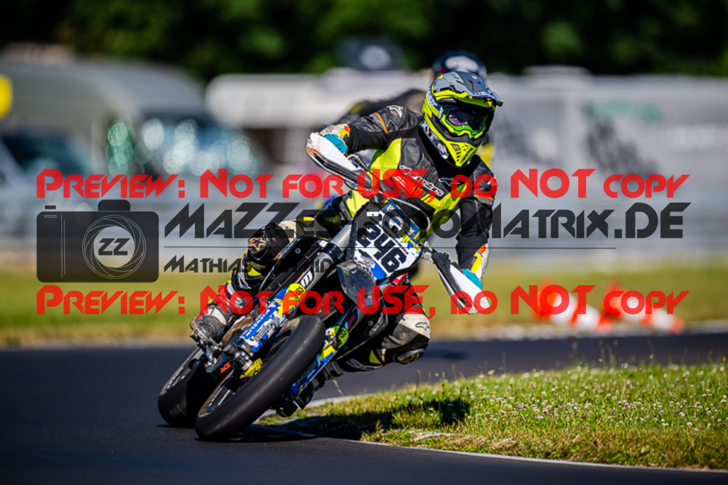 MaZZes_FotoMatrix_220702_1104-2 | S4