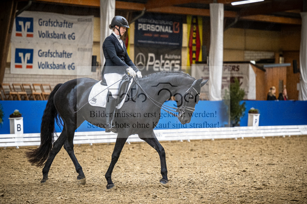 DOS_2808 | Entdecke hochwertige Reitturnierfotos von Foto Oger. Professionell, emotional und authentisch – jetzt Lieblingsmomente im Shop bestellen.Deutschlandweite Turnierfotografie. - Realisiert mit Pictrs.com