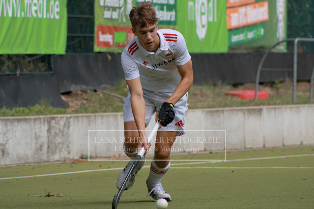 MU16 2. HF Westdeutsche Meisterschaft  Rot-Weiß Köln - Düsseldorfer HC 07.10.23 Gladbach-24 | lanaschraderfotografie - Realisiert mit Pictrs.com