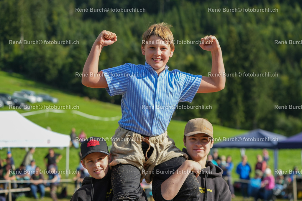 RB_01353-2 | René Burch leidenschaftlicher Fotograf aus Kerns in Obwalden.  Hier finden sie Sport, Landschaft und Natur Fotografie.
 - Realisiert mit Pictrs.com