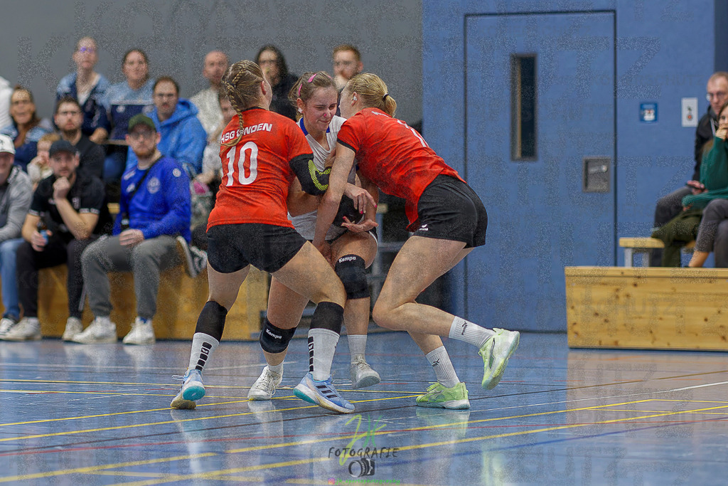 Frauen 2. Bezirksklasse; SG Rechtenbach - HSG Linden II | Frauen 2. Bezirksklasse; SG Rechtenbach - HSG Linden II am 16.11.2025 in Rechtenbach (Sporthalle Rechtenbach)Photo © 2025 - Jörg Heinrich - Realisiert mit Pictrs.com