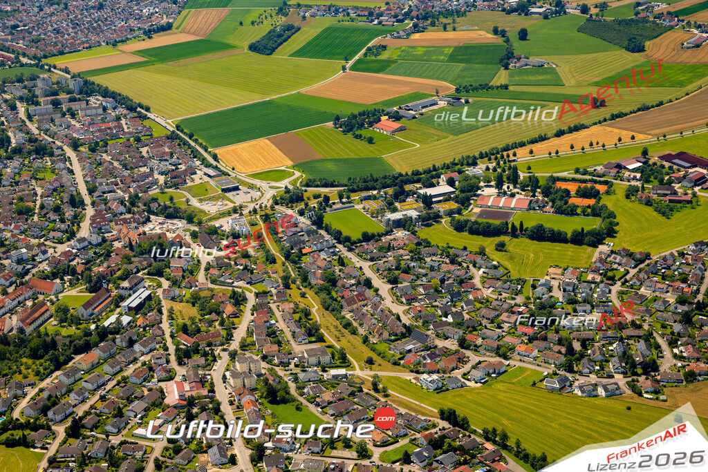 Das Luftbild zeigt : Friesenhäusle Baindt - Die Luftaufnahme wurde 2024 vom UL-Flugzeug aus erstellt ( keine Drohne ) - Hochauflösende Luftaufnahme - Für grossformatige Ausdrucke geeignet. Die Geschenkidee !Mit Lizenz und Bildrechte bestellbar