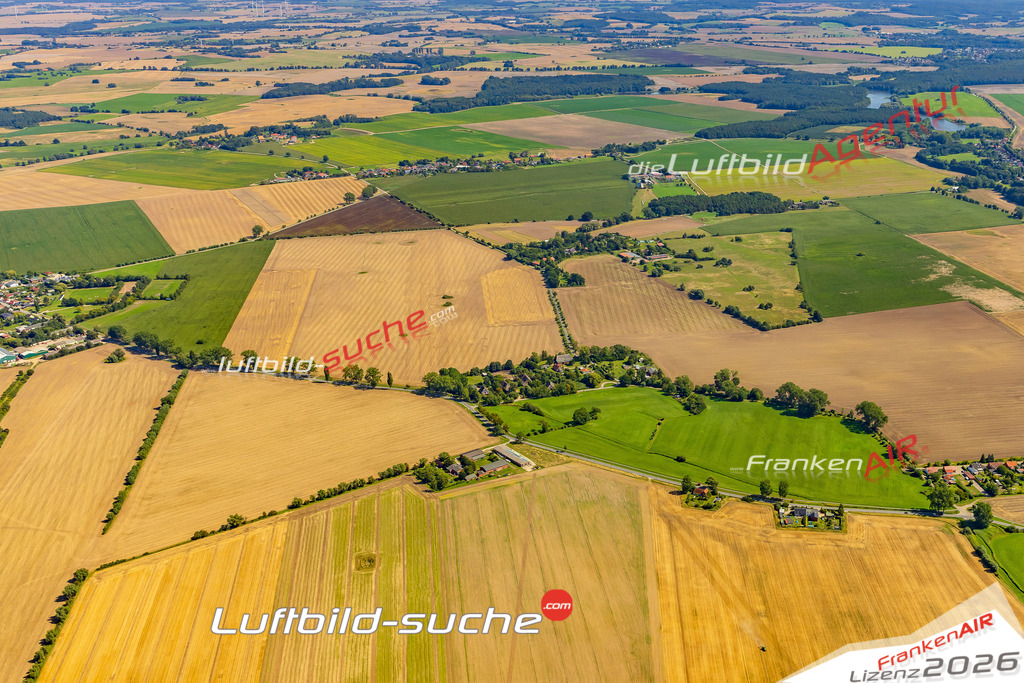 Wodorf Blowatz Bild- Das Luftbild wurde 2025 vom UL-Flugzeug heraus erstellt ( keine Drohne bzw. Drohnenaufnahme ) - Hochauflösende Luftaufnahme -Nicht vergleichbar mit Google Maps oder Satelittenbilder- Die Geschenkidee !Mit Lizenz und Bildrechte bestellbar - CC