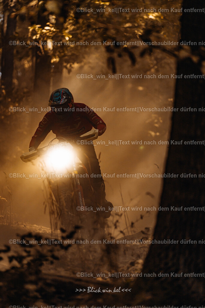 E68A8003 | blick_win_kel