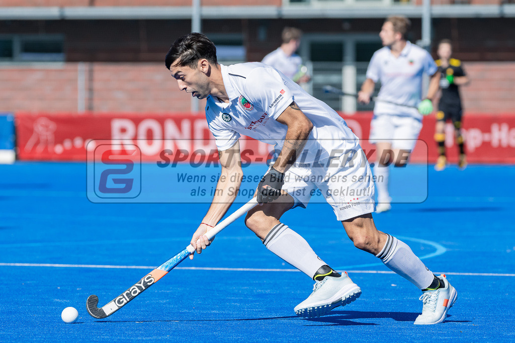 HK_20231001_104919 | 1.Bundesliga Herren Crefelder HTC - Harvestehuder THC am 1.10.2023 CHTC, Krefeld , Martin Ignacio Ferreiro ( Crefelder HTC #18 )