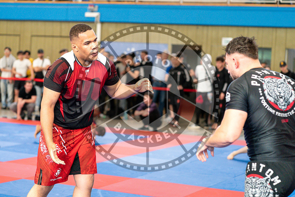 20250510PBB3215 | Athletes compete during the JJLG Berlin Open Jiu-Jitsu Championship on May 10, 2025 in Berlin, Germany. © Chiara Dazi / photoblackbelt