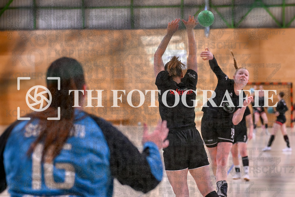 GER, SG Maulburg/Steinen - HB Kinzigtal, Handball, Suedbadenliga, 22. Spieltag, Saison 2023/2024, 27.04.2024 | Pia Weichenhein (HB Kinzigtal, #19)

GER, SG Maulburg/Steinen - HB Kinzigtal, Handball, Suedbadenliga, 22. Spieltag, Saison 2023/2024, 27.04.2024

Foto: TH Fotografie/Thomas Hess