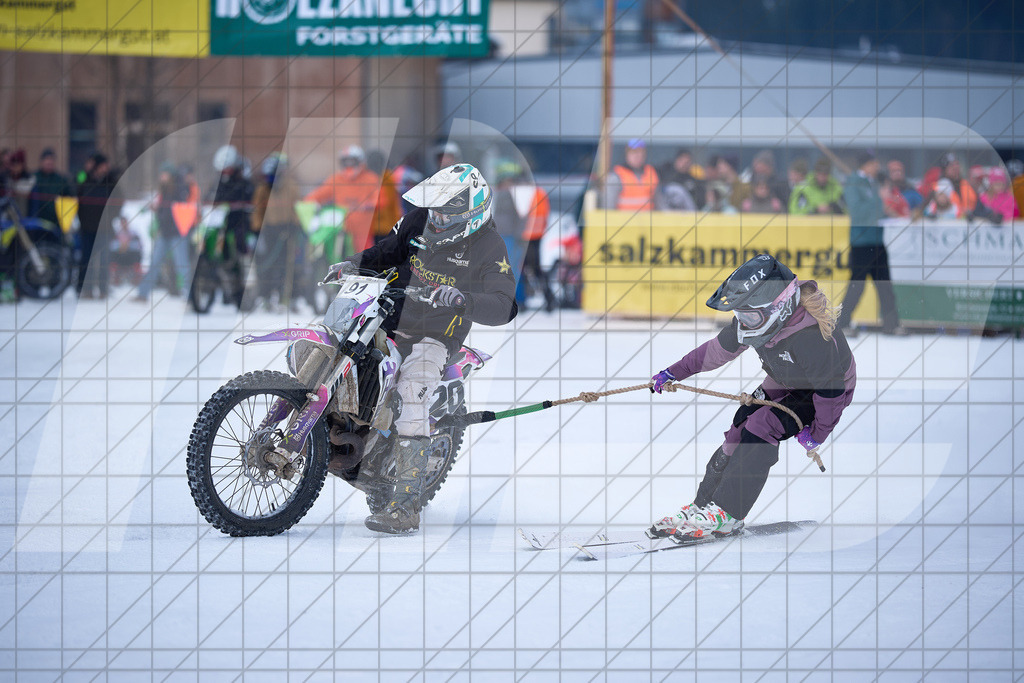 11. Holzknecht Skijöring | Skijöring am 24.01.2026: 11. Holzknecht Skijöring in Gosau am Dachstein, Oberösterreich, ÖsterreichFoto: © 2026 Martin Bihounek | mb-creative.eu
