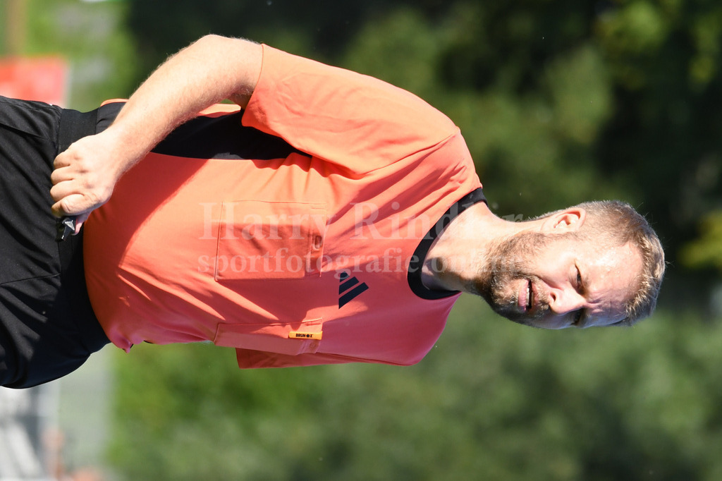 SpVgg Niederalteich : SpVgg GW Deggendorf | Thomas Wagner (SV Neuschönau) Schiedsrichter - Realisiert mit Pictrs.com