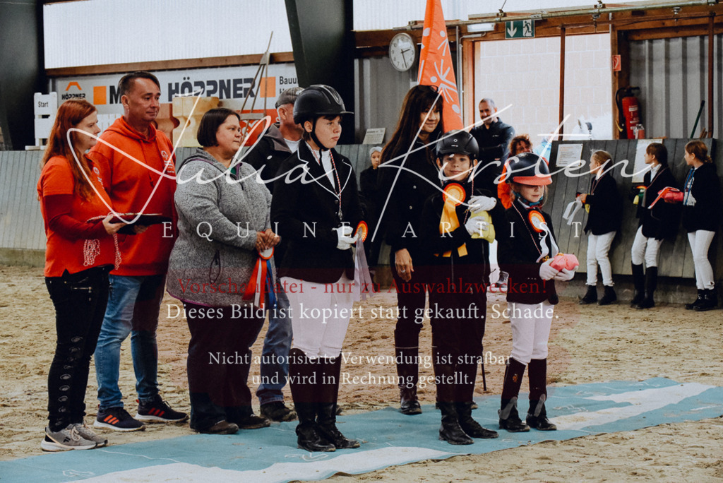 DSC_7063 | Pferde- und Turnierfotografie in Westsachsen. Pferdeportraits, Auftragszeichnungen und intuitive Kunst.