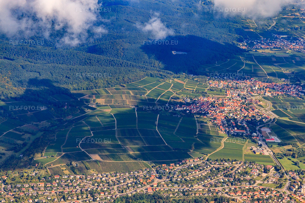 Vue aérienne: Sonnenberg du sud à Wissembourg dans le département Bas Rhin, France – .Photo: IMG_21033.jpg prise le 06/09/2009 par Werner Riehm/FLY-FOTO.eu – Résolution de l'original: 4752 x 3168 px