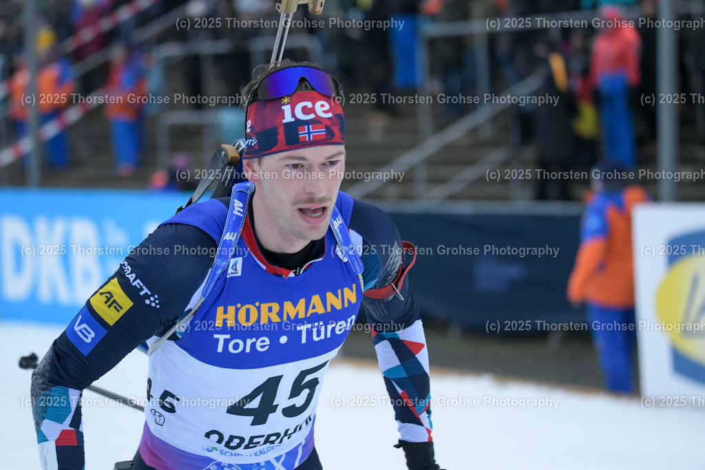 BMW IBU World Cup Biathlon - Oberhof (GER) 2024 | BMW IBU World Cup Biathlon - Oberhof (GER) 2024, MÄNNER 10 KM SPRINT am 05.01.2024 in ARENA AM RENNSTEIG in Oberhof, (Germany)

Image: Sturla Holm Laegreid NOR - Realisiert mit Pictrs.com