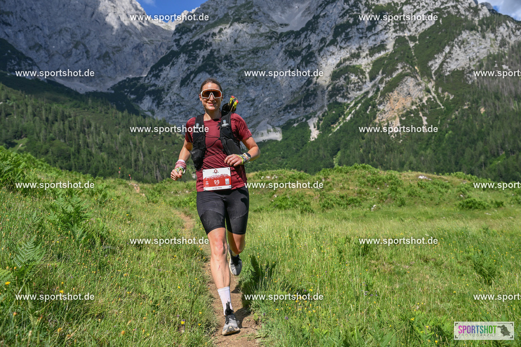 SZI_8409 | Rund um das Thema Sport-Event-Fotografie & individuelle Teilnehmerfotos. Jeder Teilnehmer wird fotografiert.
