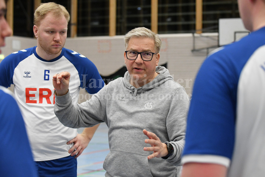 HC Deggendorf : TSV Simbach II   | Kai-Uwe  Herrlich  (Trainer HC Deggendorf) - Realisiert mit Pictrs.com