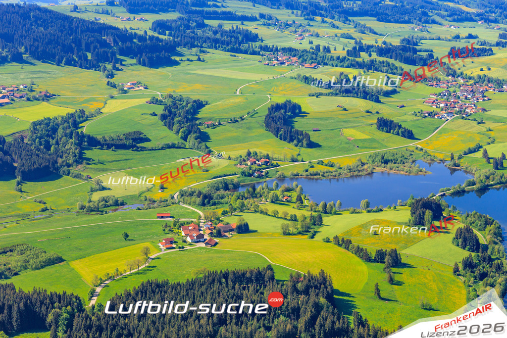 Die Luftaufnahme der Stadt Oy Mittelberg wurde vom UL-Flugzeug heraus erstellt ( keine Drohne )- hohe Auflösung für beste Qualität