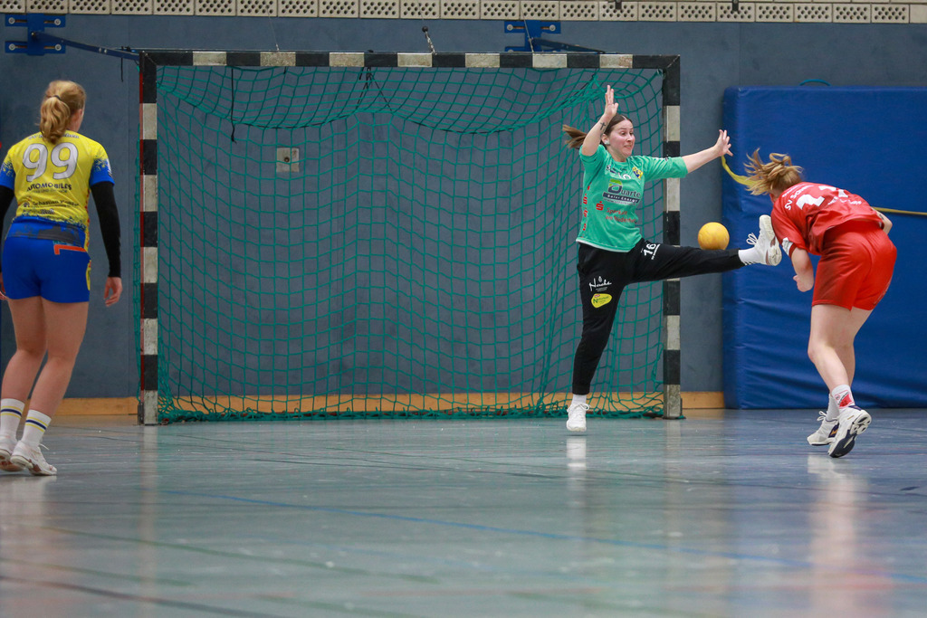 SVN_SvSchermbeck_051024_058 | Bildergalerie von Sport-Ereignissen aber auch von weiteren spannenden Dingen - nicht nur vom Niederrhein. In Anlehnung an den bekannten Spruch von Hanns Dieter Hüsch heißt das Motto: "Niederrhein ist überall".  - Realisiert mit Pictrs.com