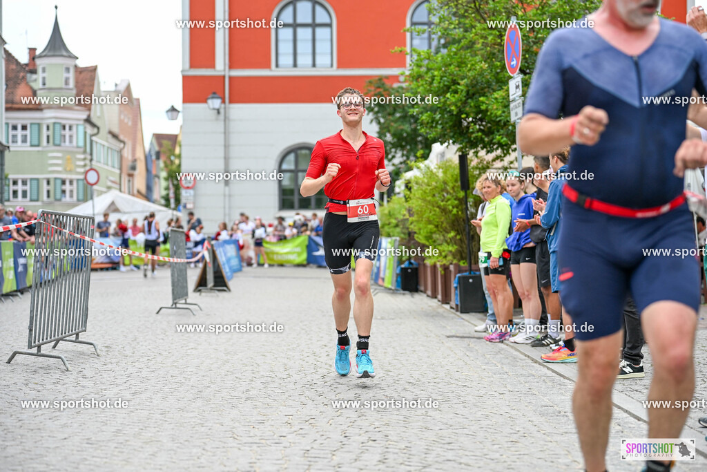 SZI_6124 | Stadttriathlon Erding 2025. #yourpictrs #sportshot_your_pictrs @Sportshotphotography #stadttriathlonerding Copyright: www.sportshot.de