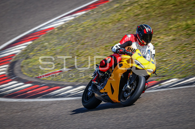 0005-260527NBR-007_5 | Deine Full-Service-Agentur für ✔️Videoproduktionen und ✔️Motorsportfotografie Jetzt Angebot anfragen!