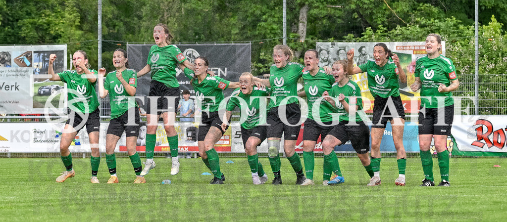 GER, FC Hauingen - SV Waldhaus, Frauen-Fussball, Rothaus Bezirkpokal, Finale, Saison 2024/2025, 29.05.2025 | Emotionen beim ElfmeterschiessenGER, FC Hauingen - SV Waldhaus, Frauen-Fussball, Rothaus Bezirkpokal, Finale, Saison 2024/2025, 29.05.2025Foto: TH Fotografie/Thomas Hess