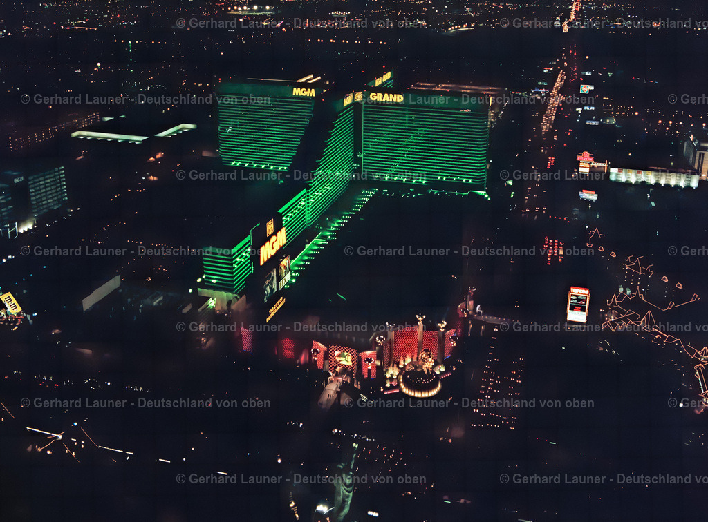 USA6595 | MGM Grand Hotel &amp; Casino,  Las Vegas, Nevada, USA, 1998